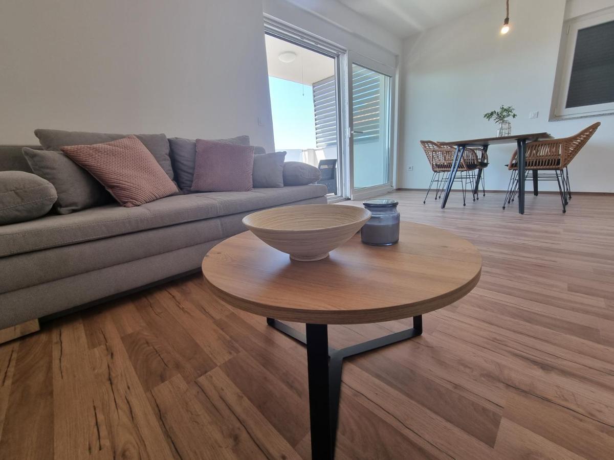 Sea View Apartment Rogoznica  Extérieur photo
