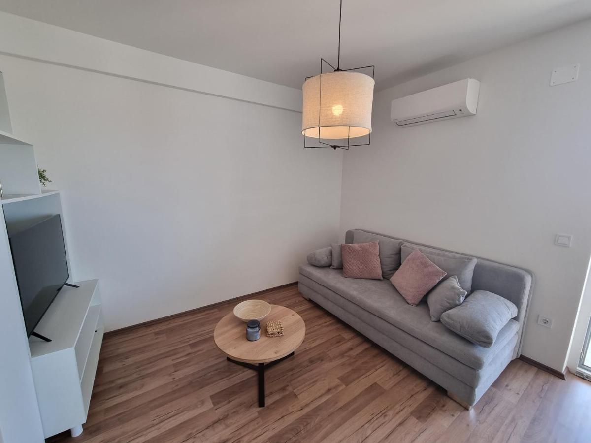 Sea View Apartment Rogoznica  Extérieur photo